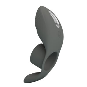 anello fallico vibrante in silicone morbido nero con ampia superficie di stimolazione clitoridea sette modalita e funzione memory Cumylus Pulse Shape calzata classica